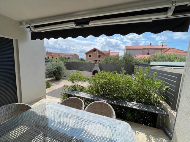 Ferienhaus Luka ซาดาร์ ภายนอก รูปภาพ